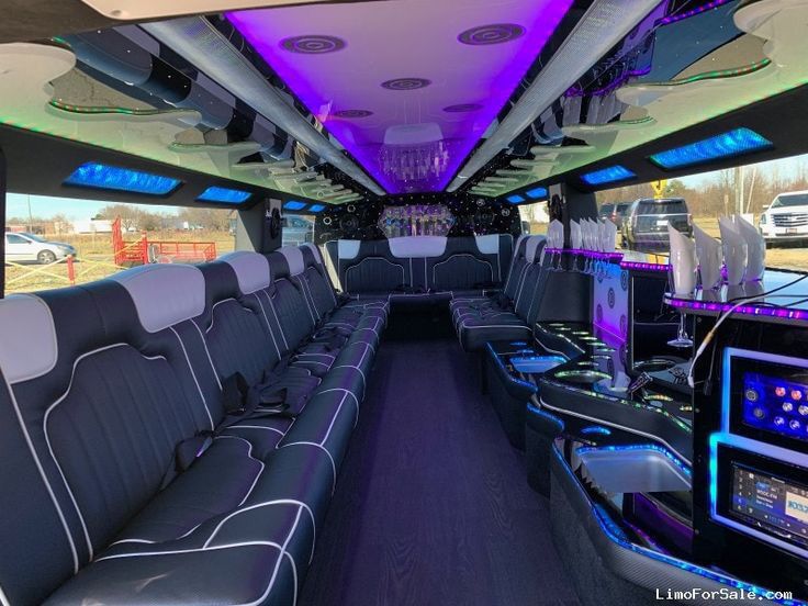 luxury party bus in Philadelphia